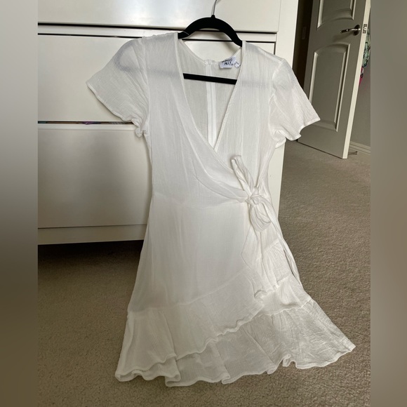 Princess Polly light summer wrap dress - Picture 1 of 1